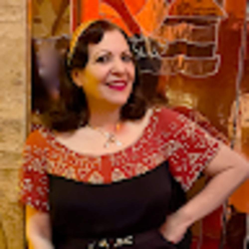 Meet your Posher, Laurie